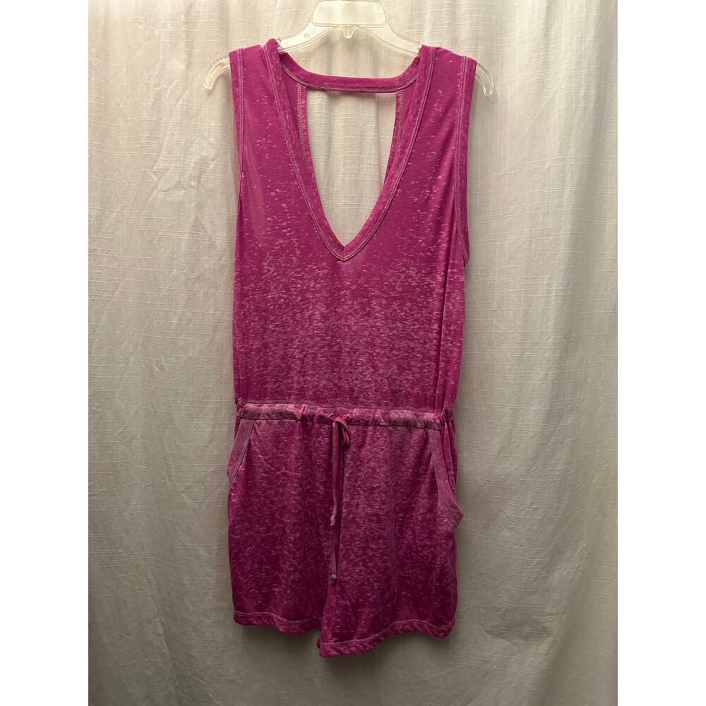 Becca by Rebecca Virtue Beach Date Pink Romper Size Large NWOT Beachwear